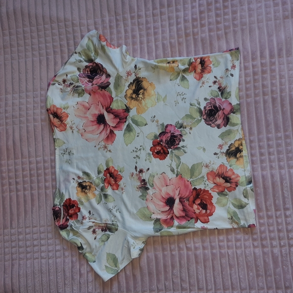 (L) Ultra Soft Floral Print Crop Top - Picture 6 of 6